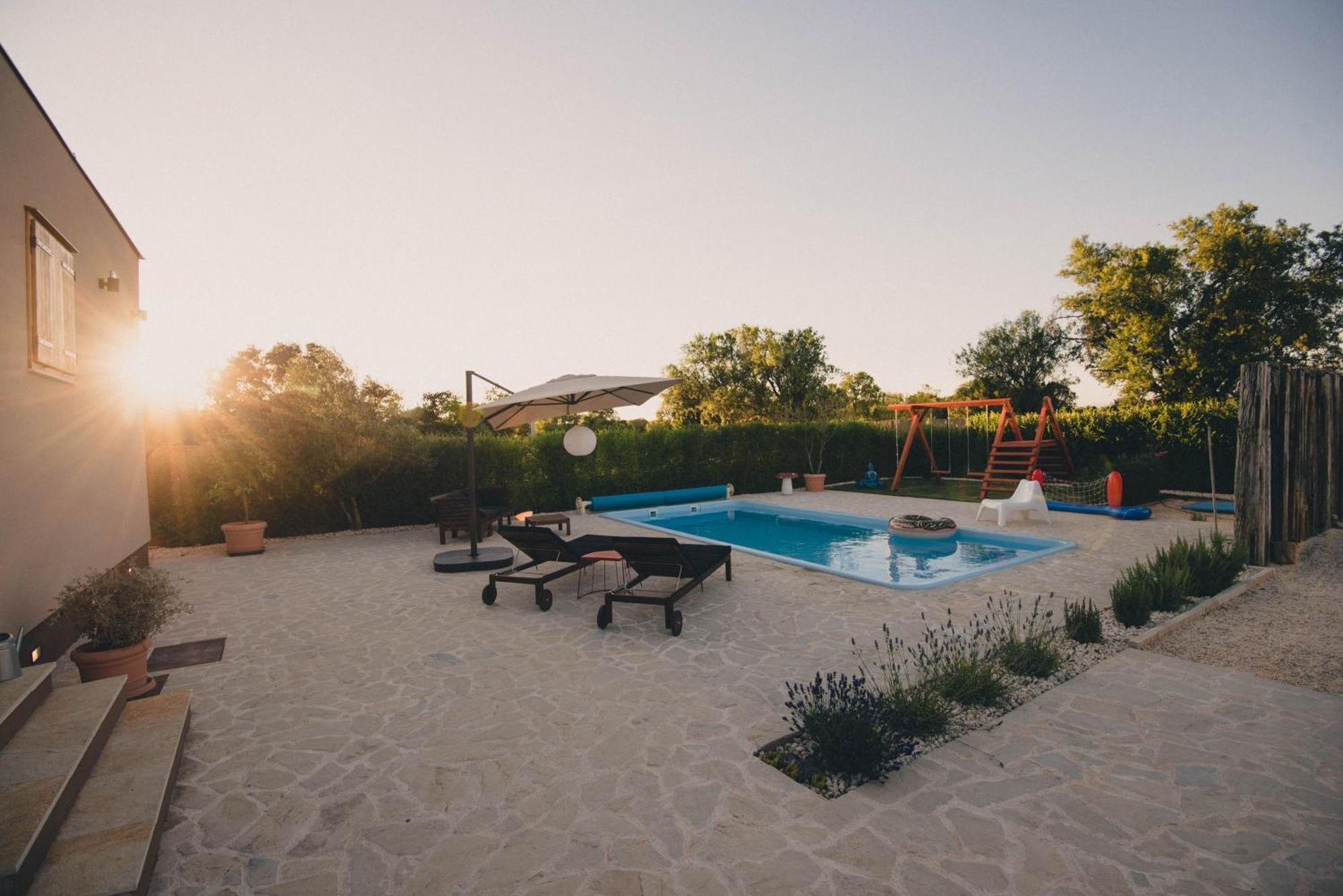 Cozy Country Home With Heated Outdoor Pool Šibenik Esterno foto